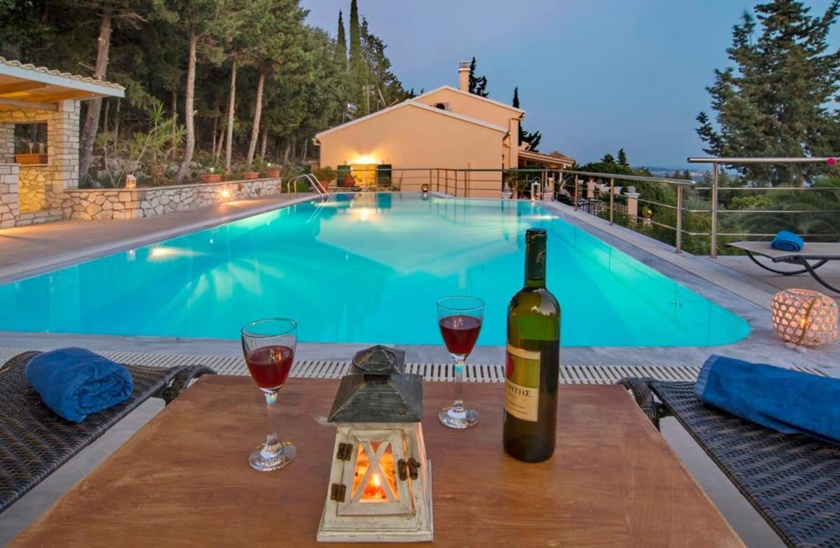 Paxoi Serene Oasis - Mylos Mediterranean Charm Arvanitakeika Buitenkant foto