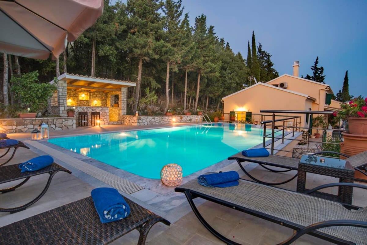 Paxoi Serene Oasis - Mylos Mediterranean Charm Arvanitakeika Buitenkant foto