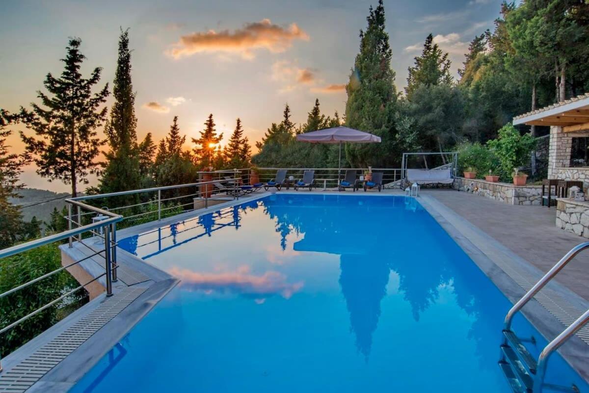 Paxoi Serene Oasis - Mylos Mediterranean Charm Arvanitakeika Buitenkant foto