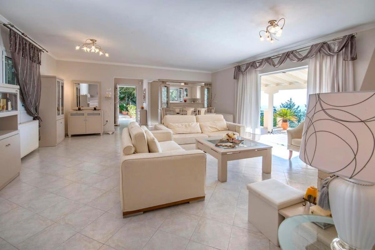 Paxoi Serene Oasis - Mylos Mediterranean Charm Arvanitakeika Buitenkant foto