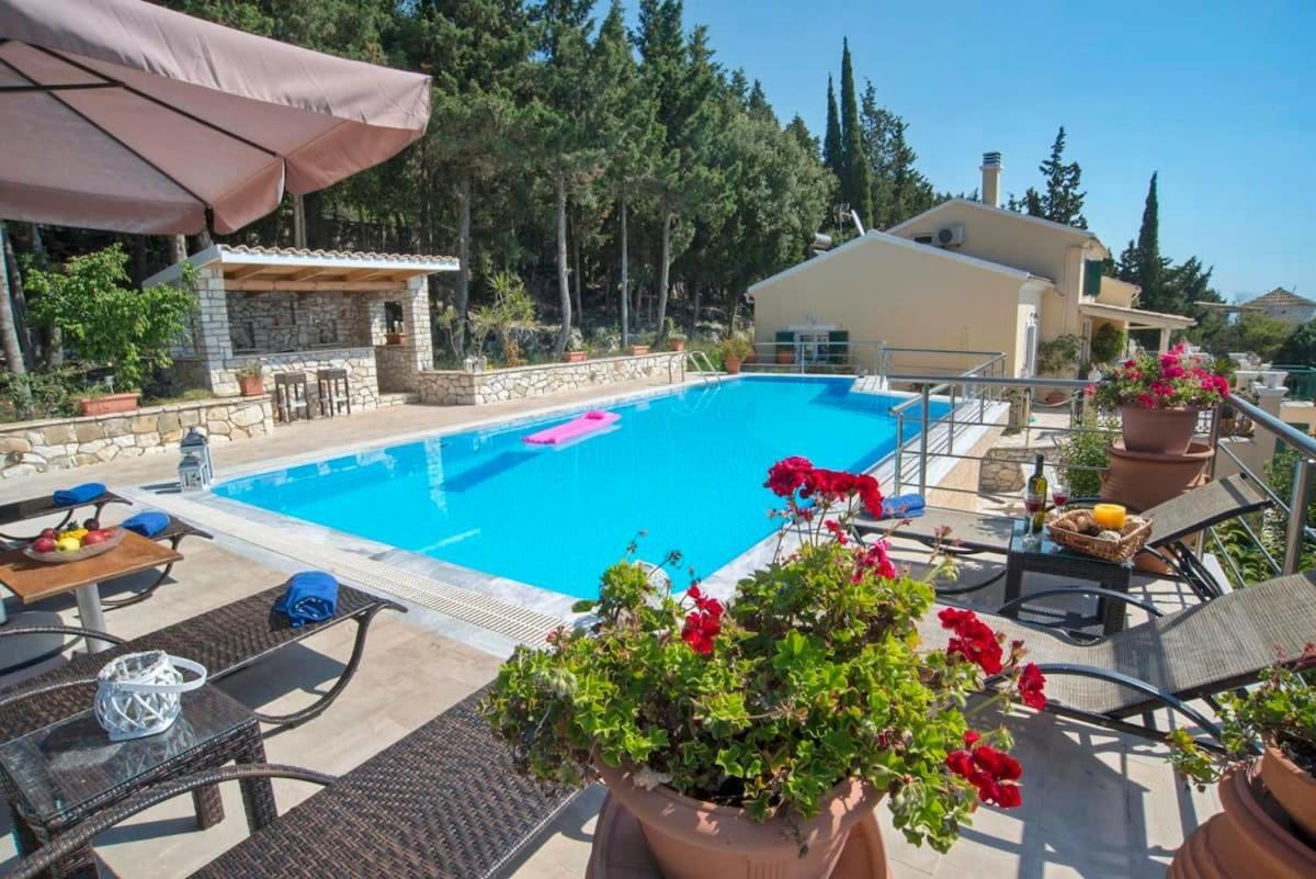 Paxoi Serene Oasis - Mylos Mediterranean Charm Arvanitakeika Buitenkant foto